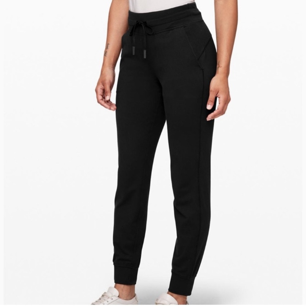 Lululemon Ready to Rulu pants